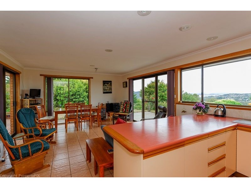 73 Mount Pleasant Road, Kingston TAS 7050