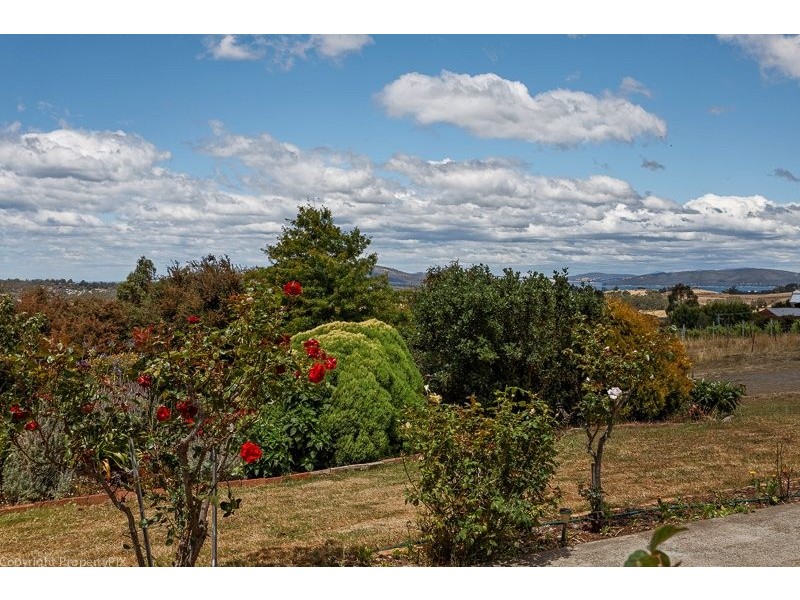 73 Mount Pleasant Road, Kingston TAS 7050