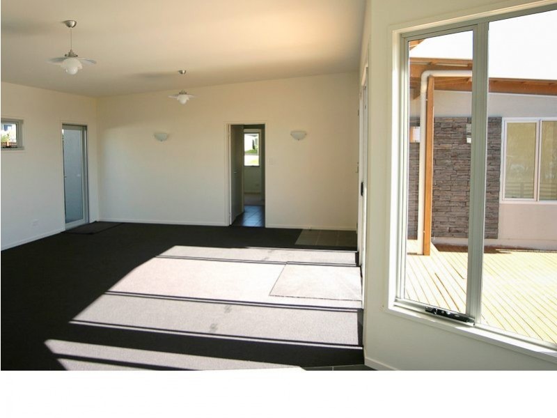 2/11 Staff Road, Electrona TAS 7054