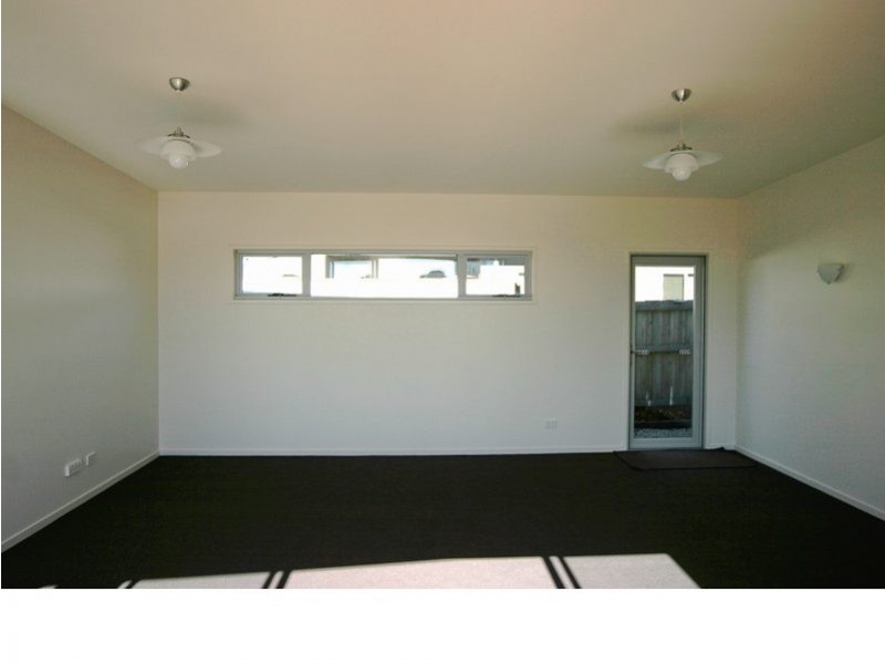 2/11 Staff Road, Electrona TAS 7054