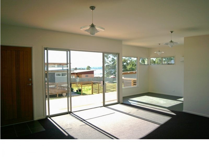 2/11 Staff Road, Electrona TAS 7054