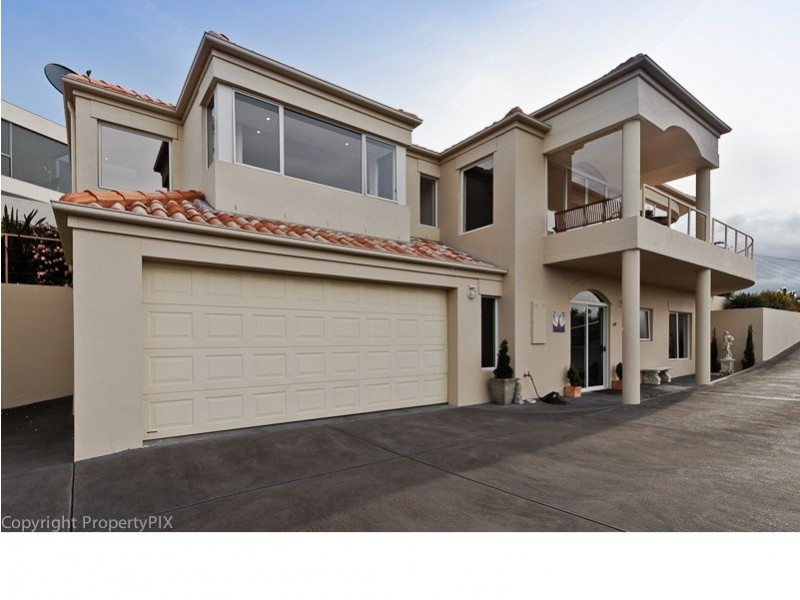 1/22 Marlborough Street, Sandy Bay TAS 7005