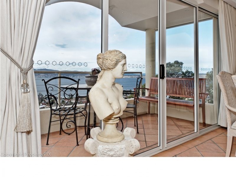 1/22 Marlborough Street, Sandy Bay TAS 7005