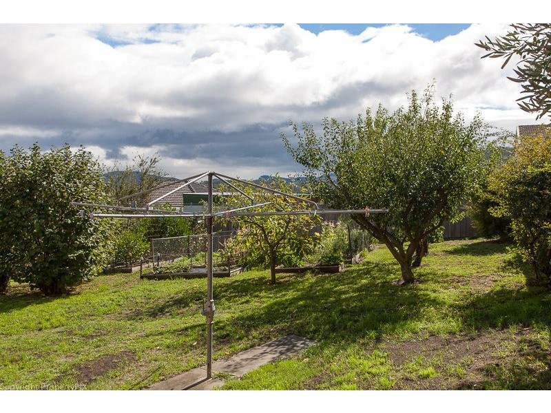 14 Aruma Street, Mornington TAS 7018