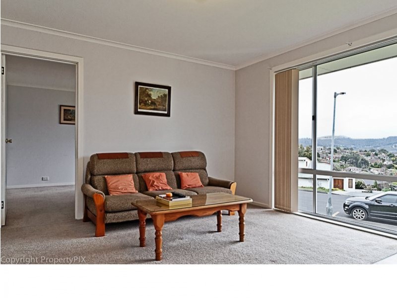 74 Hutchins St, Kingston TAS 7050