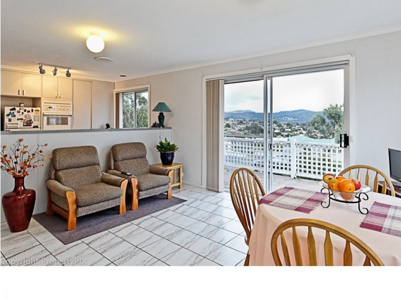 74 Hutchins St, Kingston TAS 7050