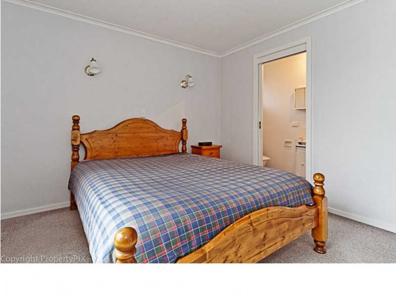 74 Hutchins St, Kingston TAS 7050