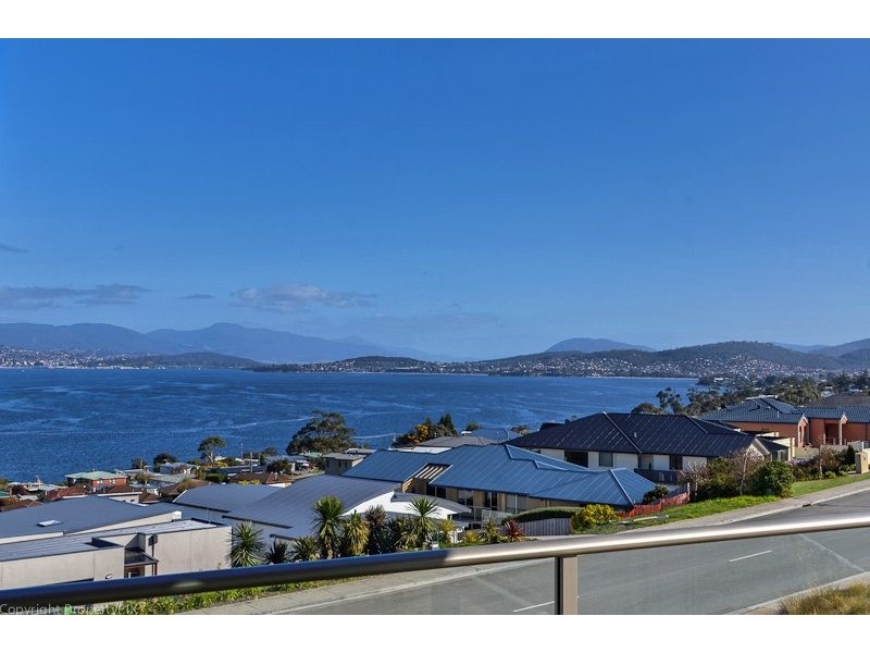 2 Vitesse Court, Tranmere TAS 7018