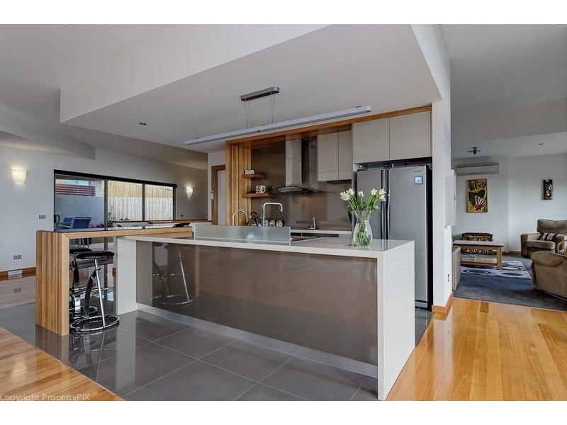 2 Vitesse Court, Tranmere TAS 7018