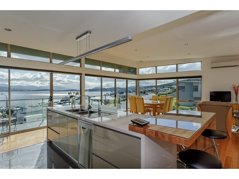 2 Vitesse Court, Tranmere TAS 7018