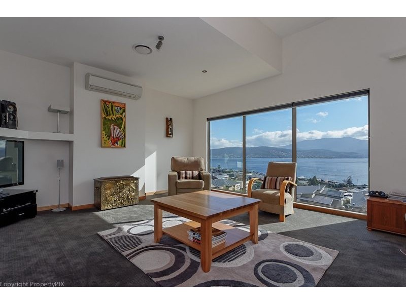 2 Vitesse Court, Tranmere TAS 7018
