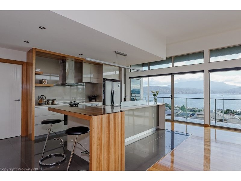 2 Vitesse Court, Tranmere TAS 7018