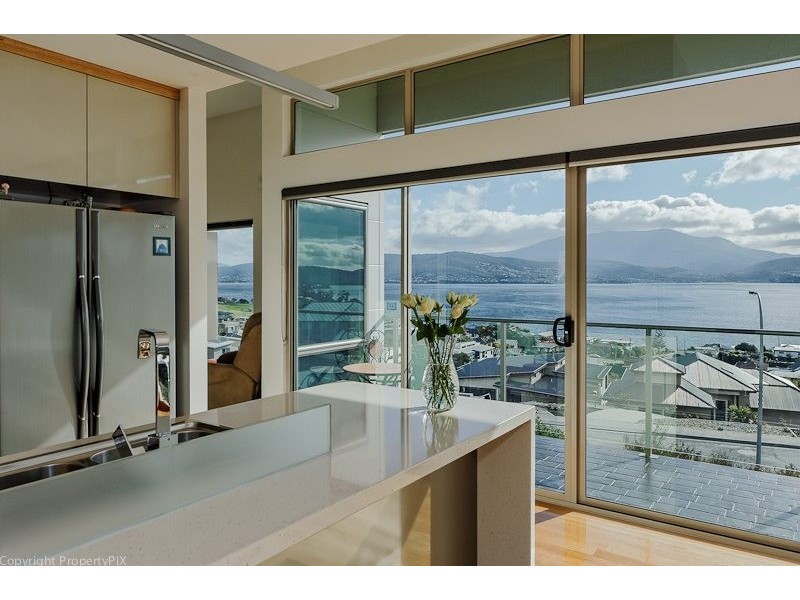 2 Vitesse Court, Tranmere TAS 7018