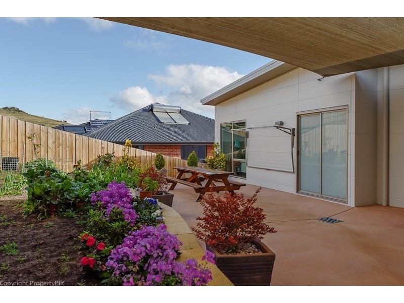 2 Vitesse Court, Tranmere TAS 7018
