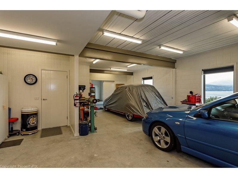 2 Vitesse Court, Tranmere TAS 7018