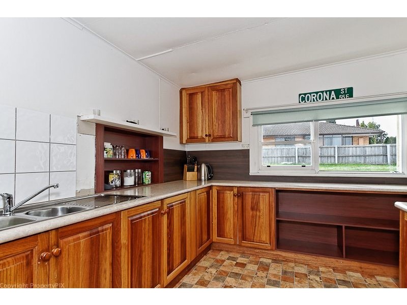 4 Raynors Rd, Midway Point TAS 7171