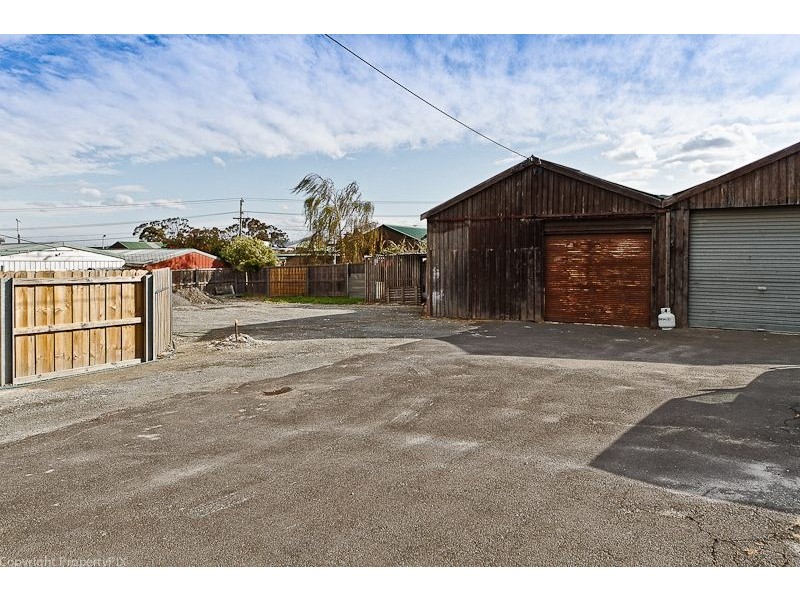 4 Raynors Rd, Midway Point TAS 7171