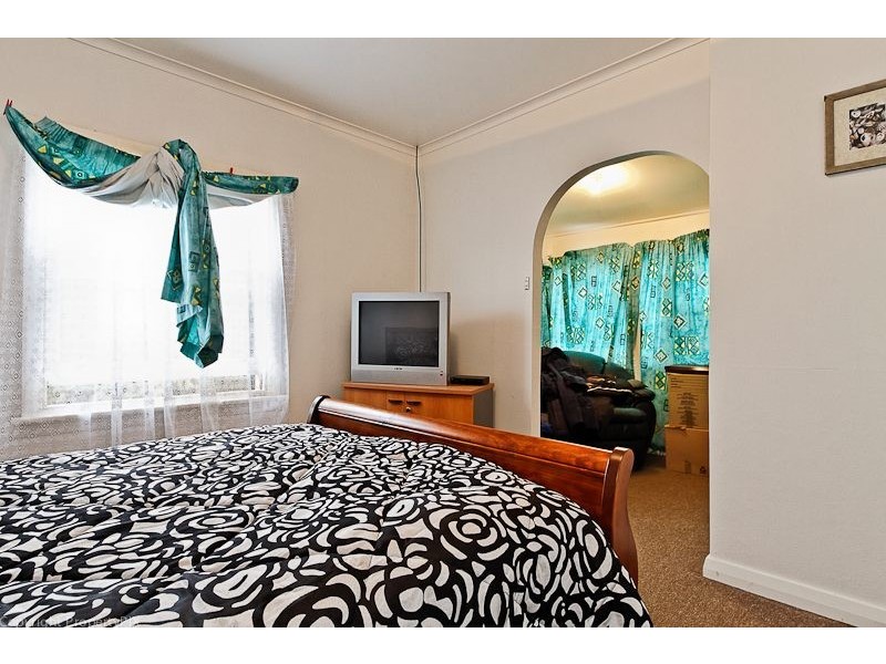 4 Raynors Rd, Midway Point TAS 7171