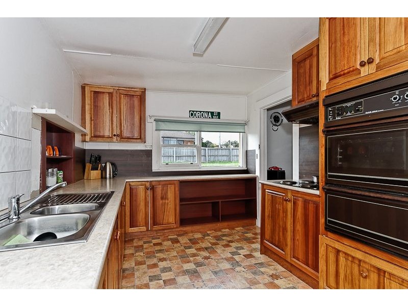 4 Raynors Rd, Midway Point TAS 7171