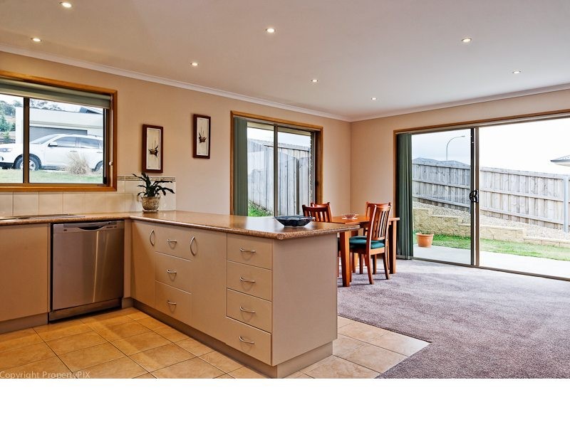 2/45 Jacques Road, Granton TAS 7030