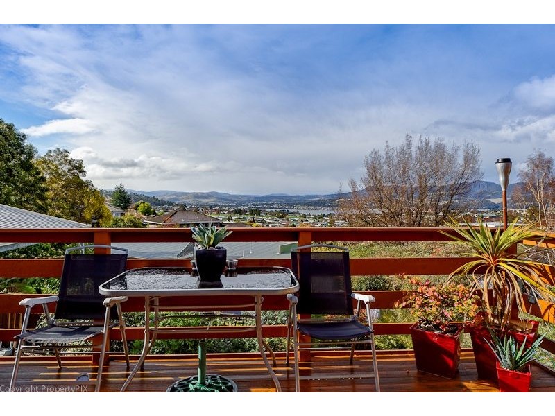 110 Branscombe Road, Claremont TAS 7011
