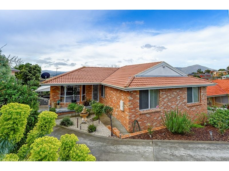 110 Branscombe Road, Claremont TAS 7011