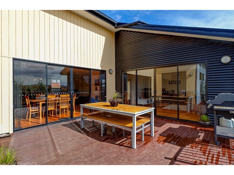 14 Walter Place, Howrah TAS 7018