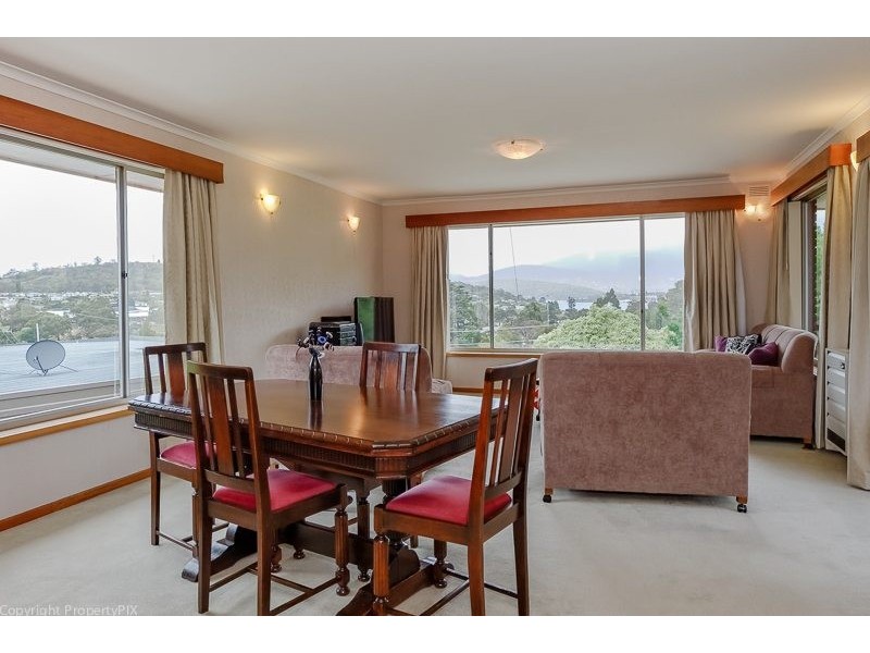 20 Clinton Rd, Geilston Bay TAS 7015