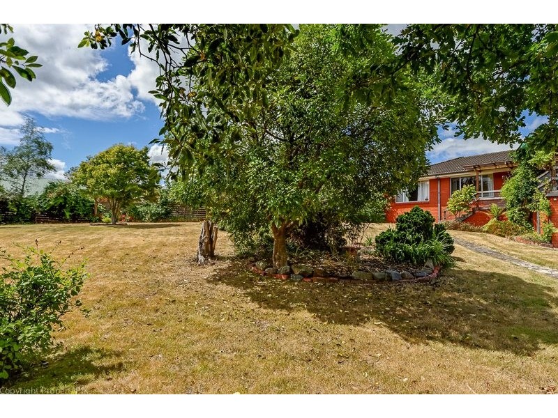 20 Clinton Rd, Geilston Bay TAS 7015