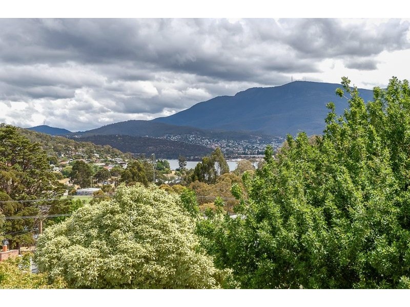 20 Clinton Rd, Geilston Bay TAS 7015