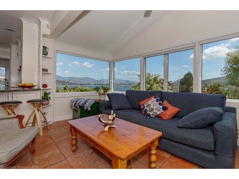 26 Marana Ave, Rose Bay TAS 7015