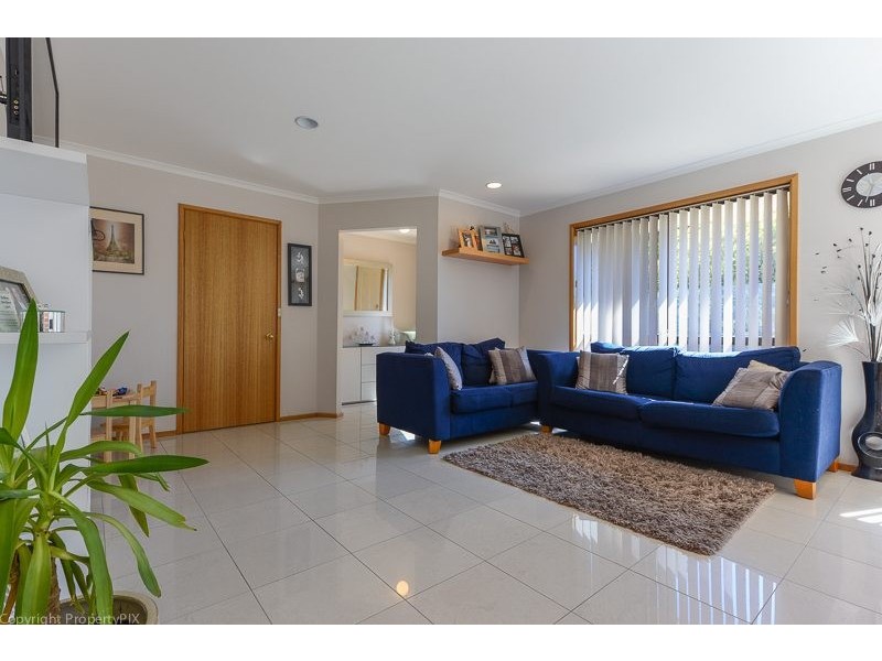 1/29 Cuthbertson Place, Lenah Valley TAS 7008