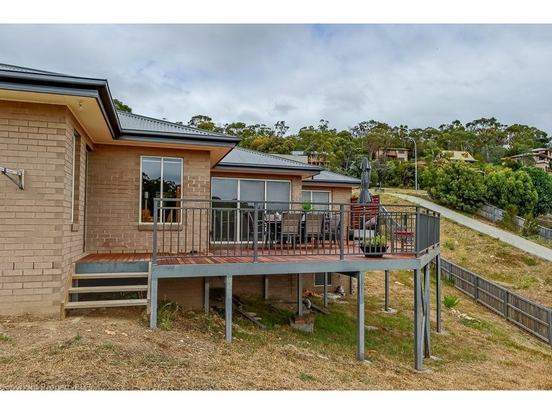88 Lindhill Ave, Geilston Bay TAS 7015