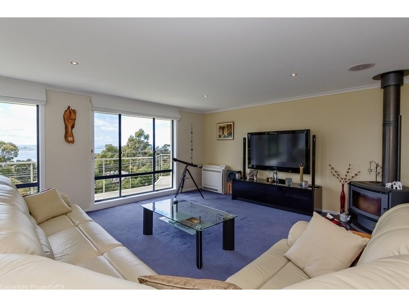 60A Jindabyne Rd, Kingston Beach TAS 7050