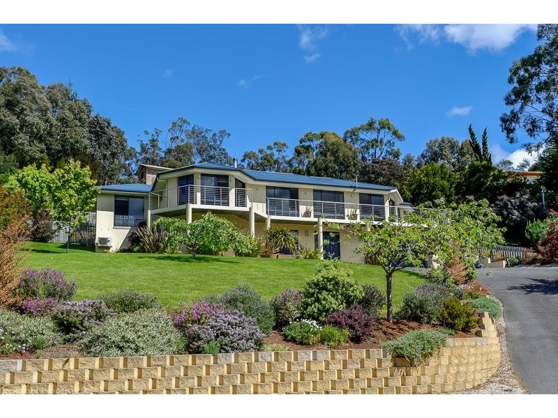 60A Jindabyne Rd, Kingston Beach TAS 7050