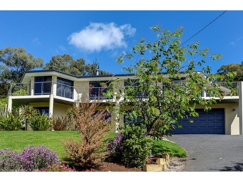 60A Jindabyne Rd, Kingston Beach TAS 7050