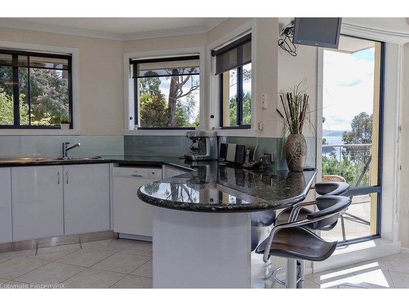 60A Jindabyne Rd, Kingston Beach TAS 7050