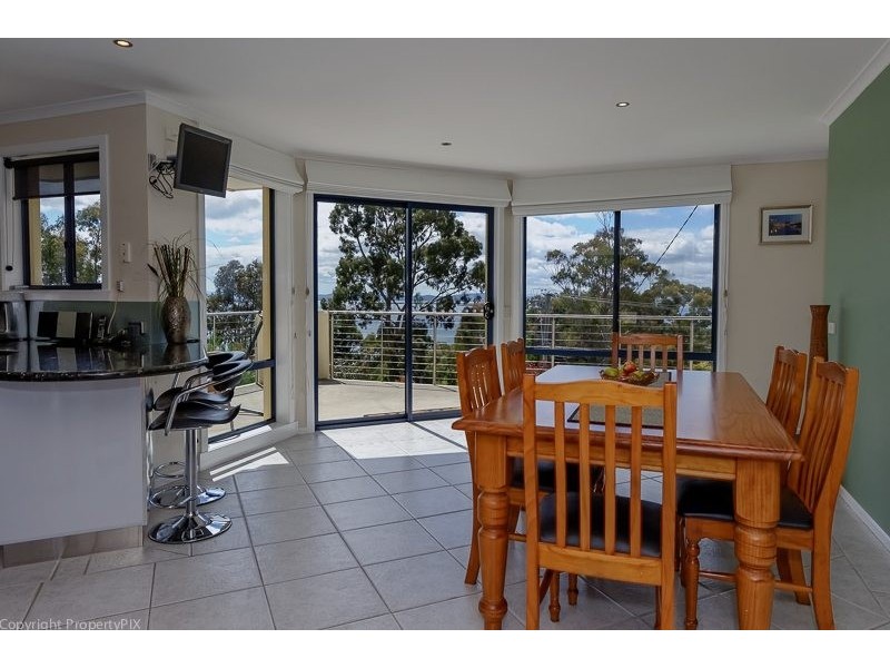 60A Jindabyne Rd, Kingston Beach TAS 7050