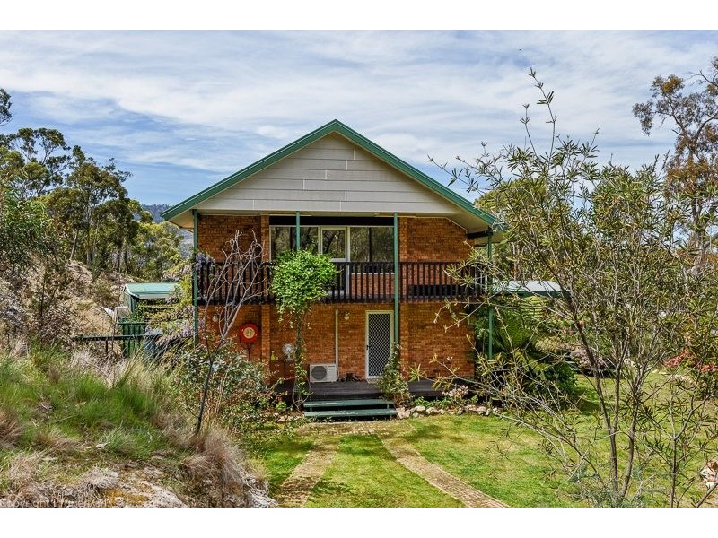 220 Geilston Bay Road, Geilston Bay TAS 7015