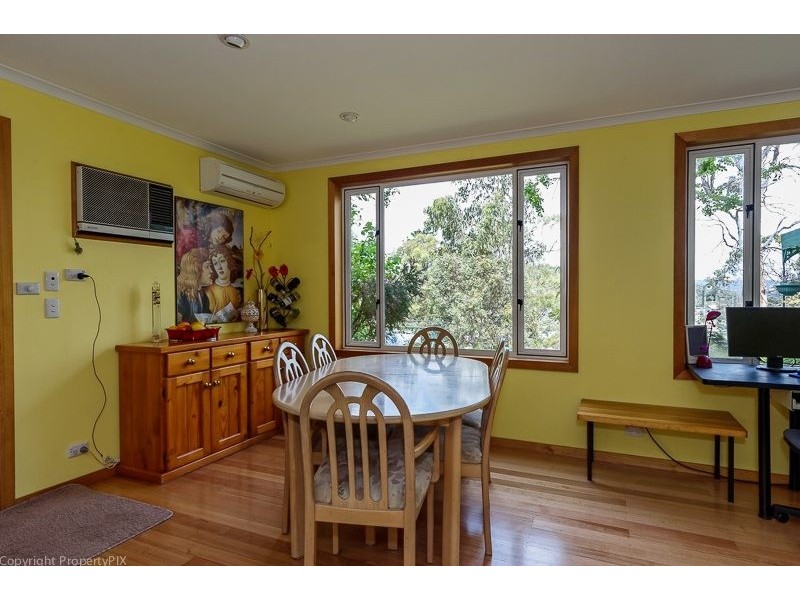 220 Geilston Bay Road, Geilston Bay TAS 7015