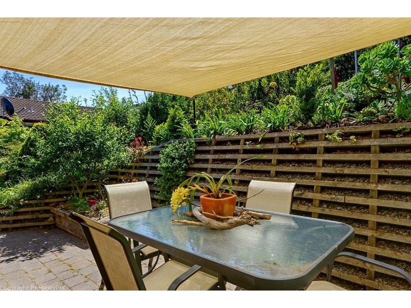 43 Karoola Road, Lindisfarne TAS 7015