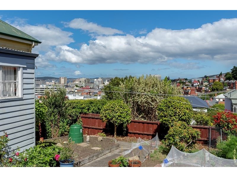 11 Devonshire Square, West Hobart TAS 7000