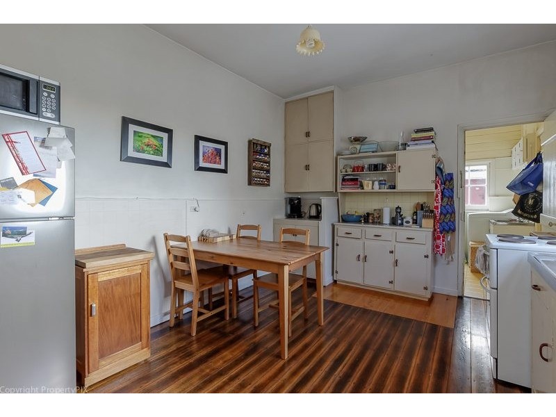 11 Devonshire Square, West Hobart TAS 7000