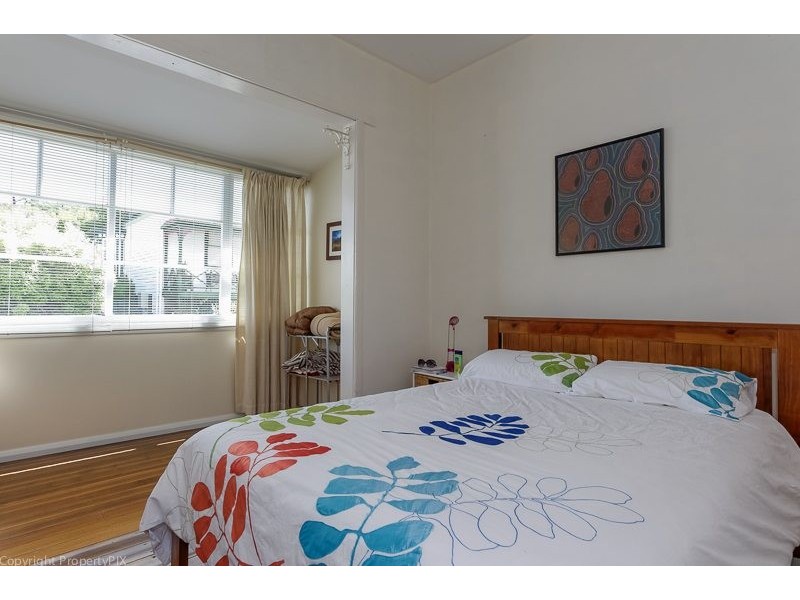 11 Devonshire Square, West Hobart TAS 7000