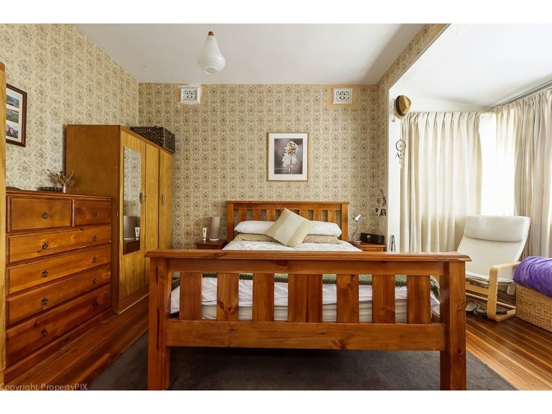 11 Devonshire Square, West Hobart TAS 7000