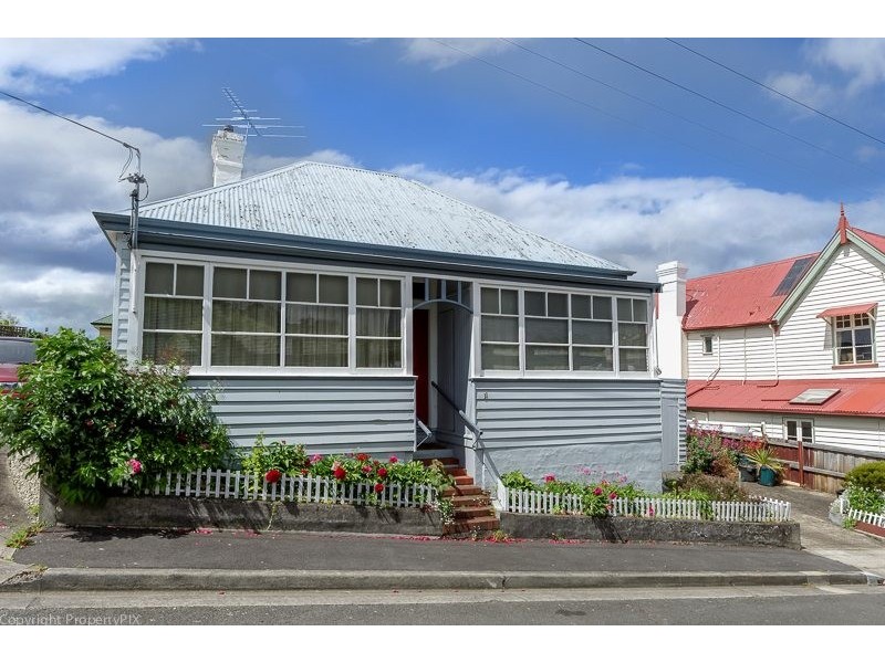 11 Devonshire Square, West Hobart TAS 7000