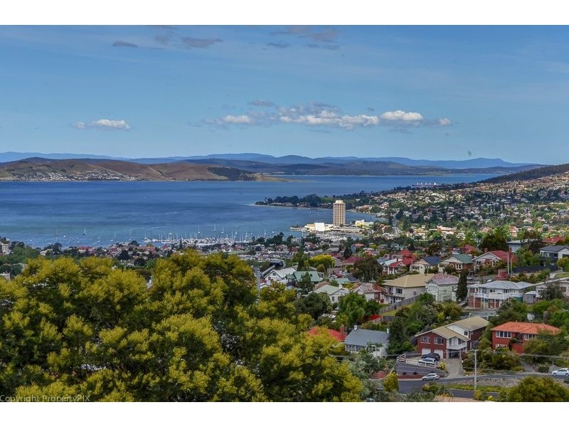 5 Tennyson Court, West Hobart TAS 7000