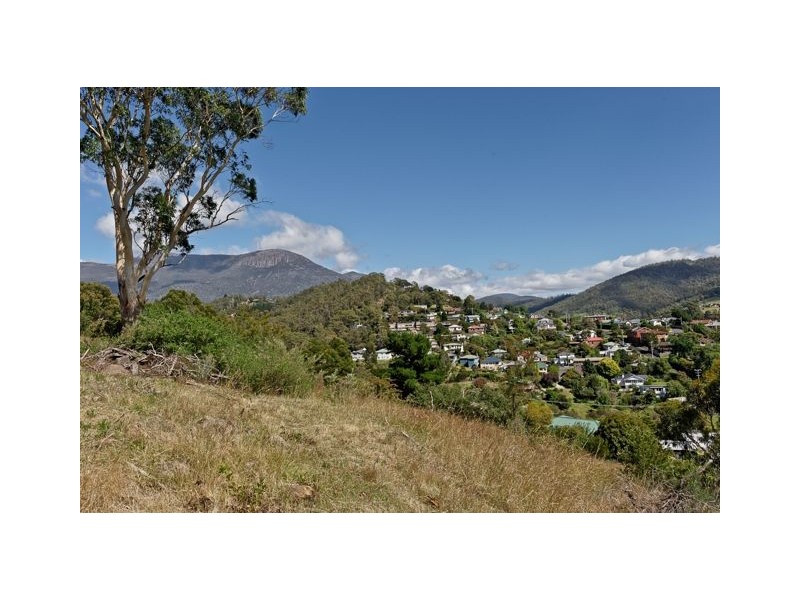 25a Waterworks Road, Dynnyrne TAS 7005