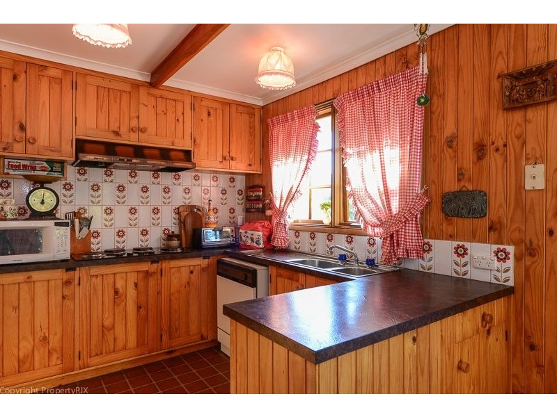 18 Siandra Crescent, Geilston Bay TAS 7015