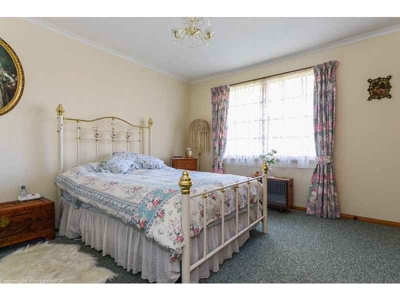 18 Siandra Crescent, Geilston Bay TAS 7015